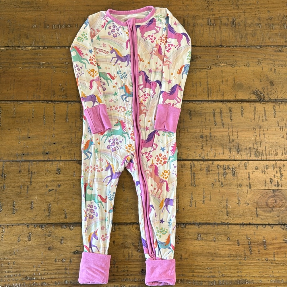Little Sleepies: Unicorn Magic. Size 18-24 Month Zippy